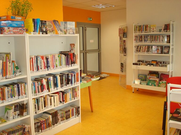 Bibliothèque de Mareuil_4