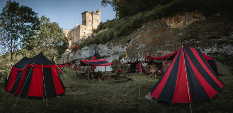 PCU_Château de Commarque_troupe médiévale_ Les Eyzies_ octobre 2023©Déclic&Décolle