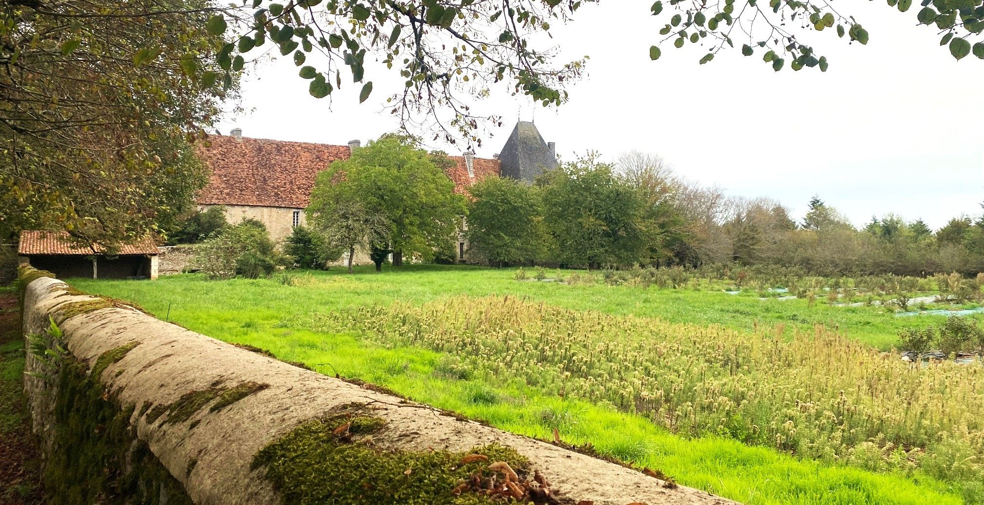 SAINT-CREPIN-DE-RICHEMONT-Boucle de Saint-Crépin-Chateau