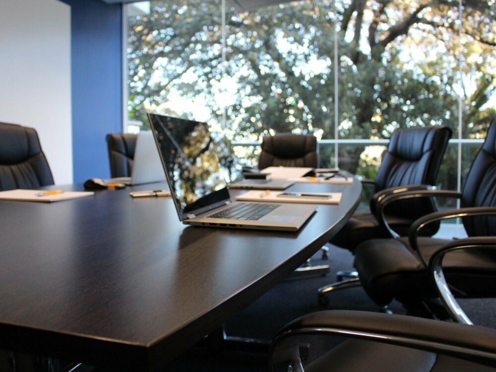 jo_johnston-office-1516329